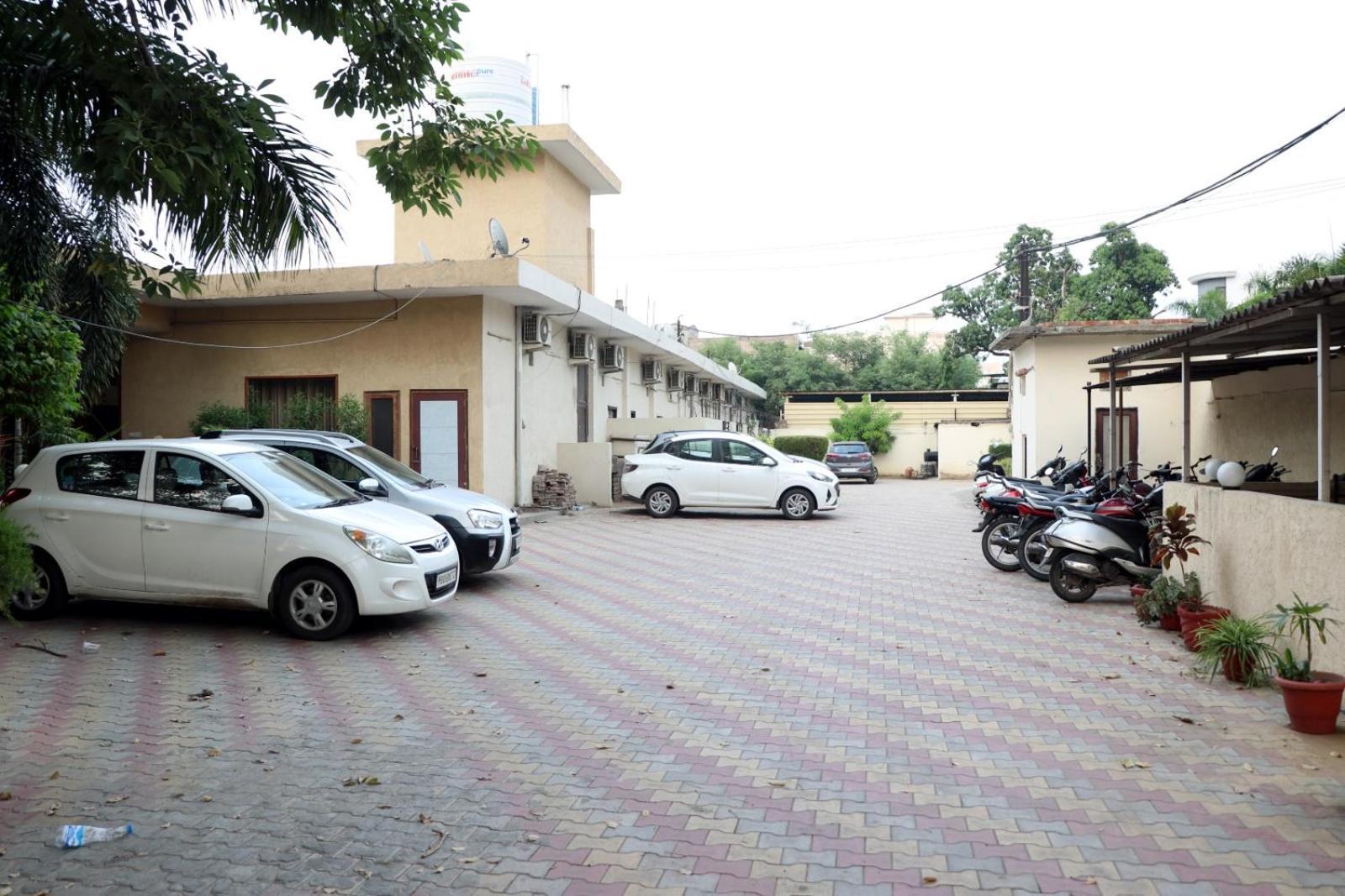 Sheela Stays Ludhiana Exterior foto