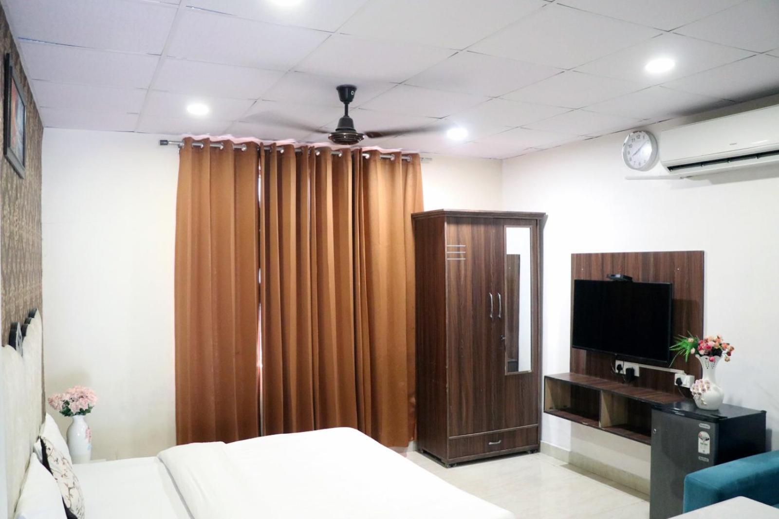 Sheela Stays Ludhiana Exterior foto