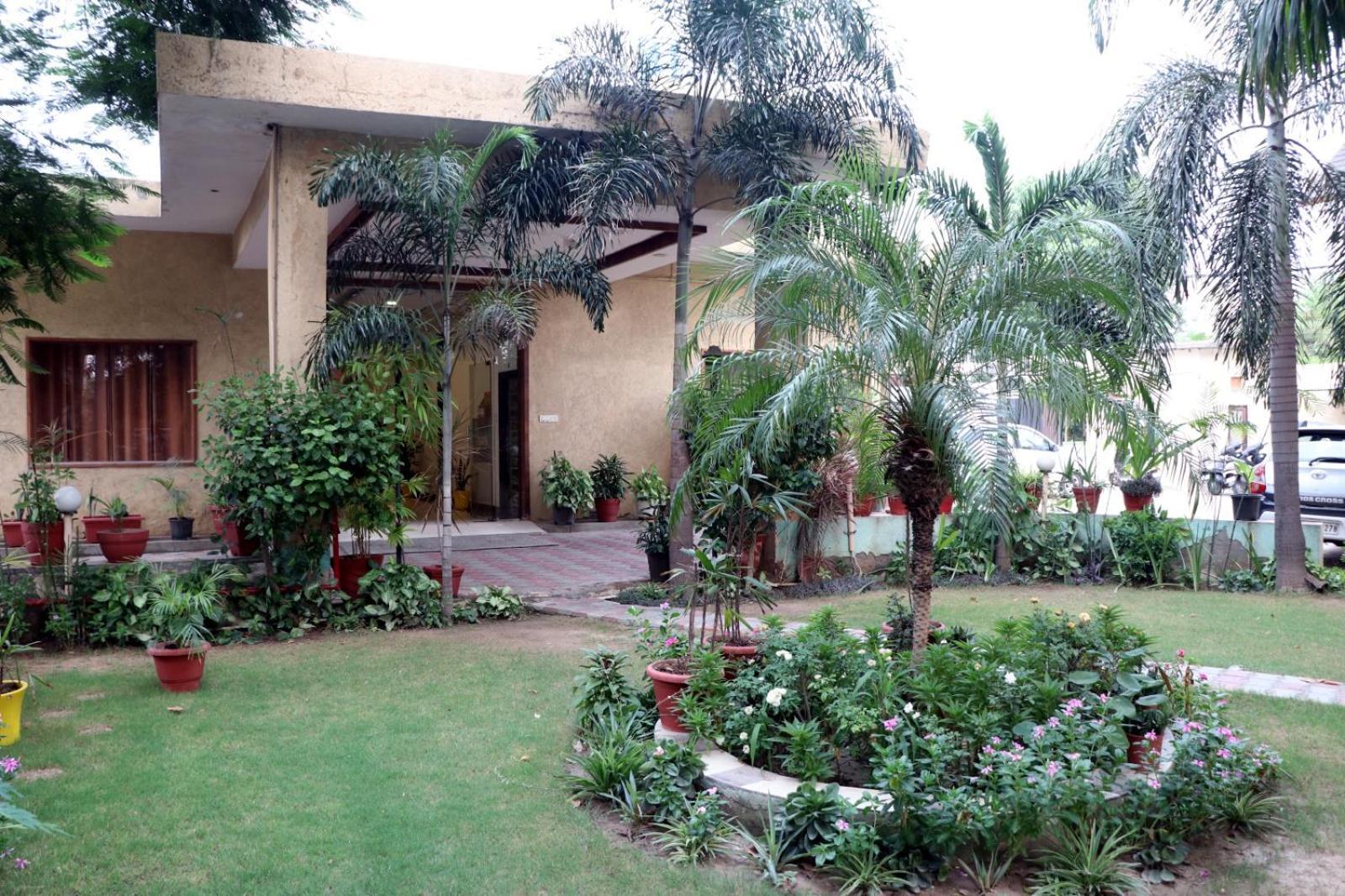 Sheela Stays Ludhiana Exterior foto
